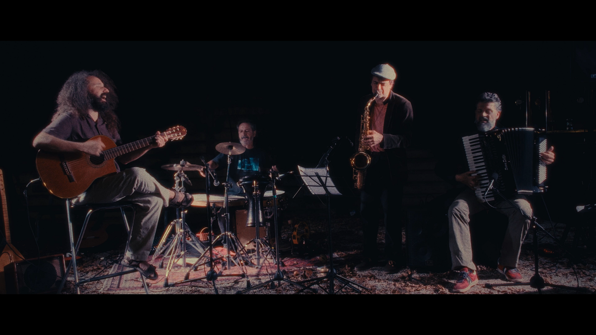 Balkalà quartet performing on stage
